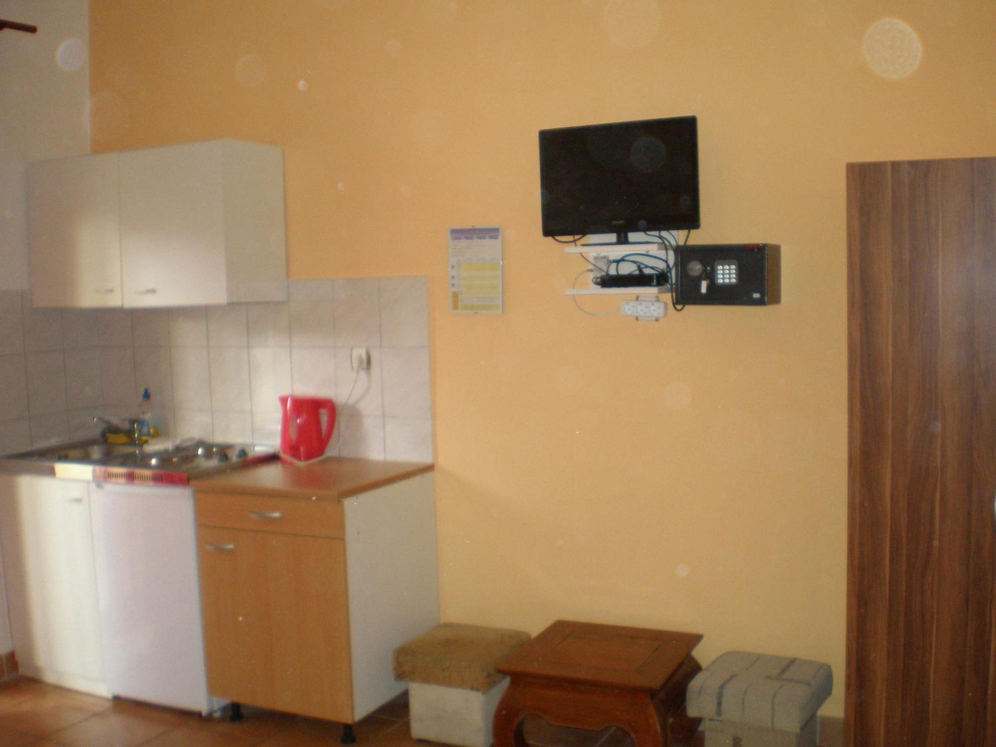 Apartment Marija With Private Parking Makarska